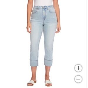 NWOT Frye Women's Cuffed Crop Jean 28 30 32